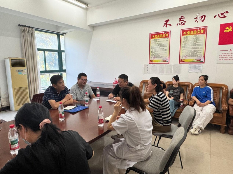 龙子湖区疾控中心莅临我校指导培...