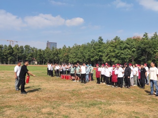 餐饮服务中心开展秋季消防演练